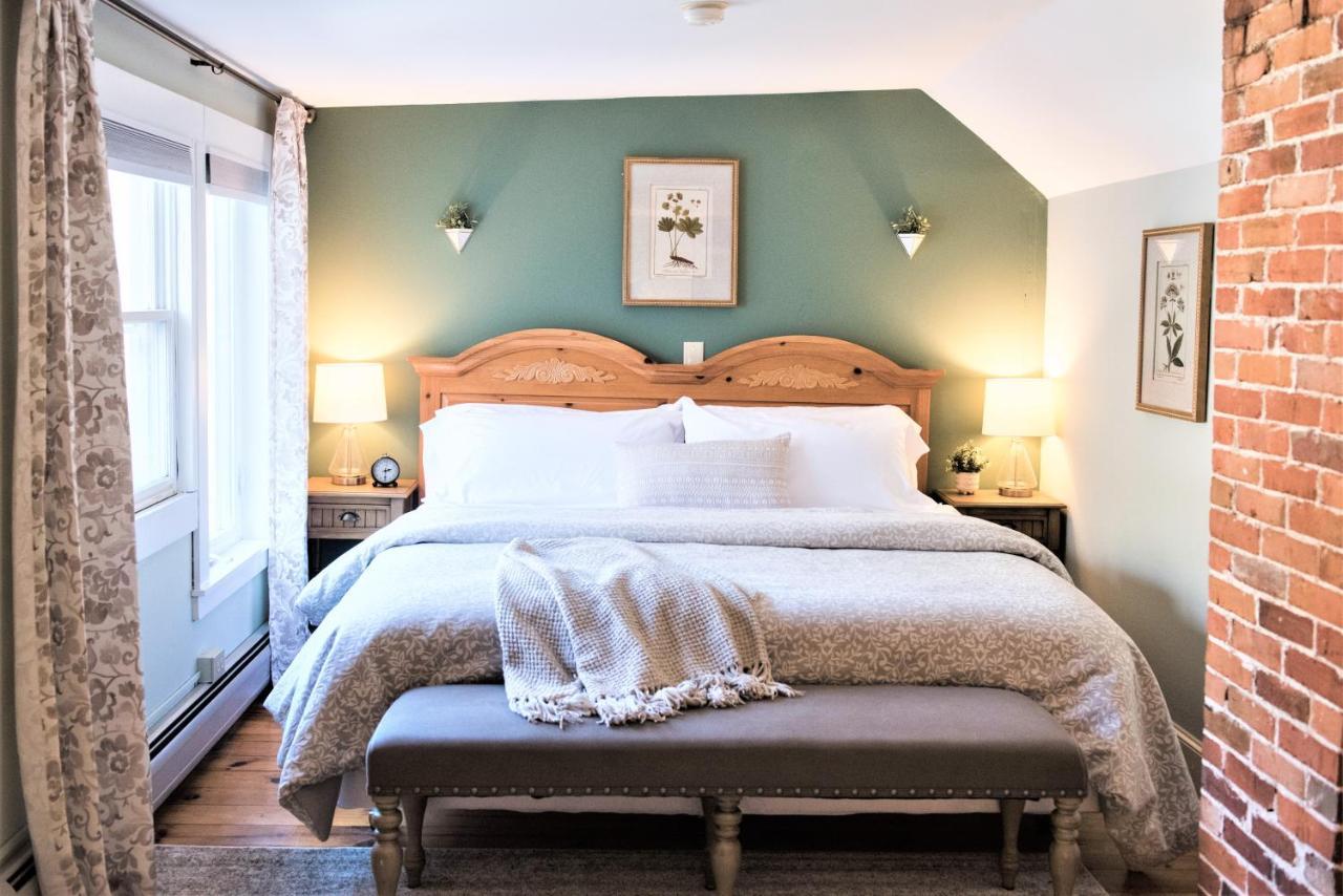 Inn On Golden Pond Holderness Extérieur photo